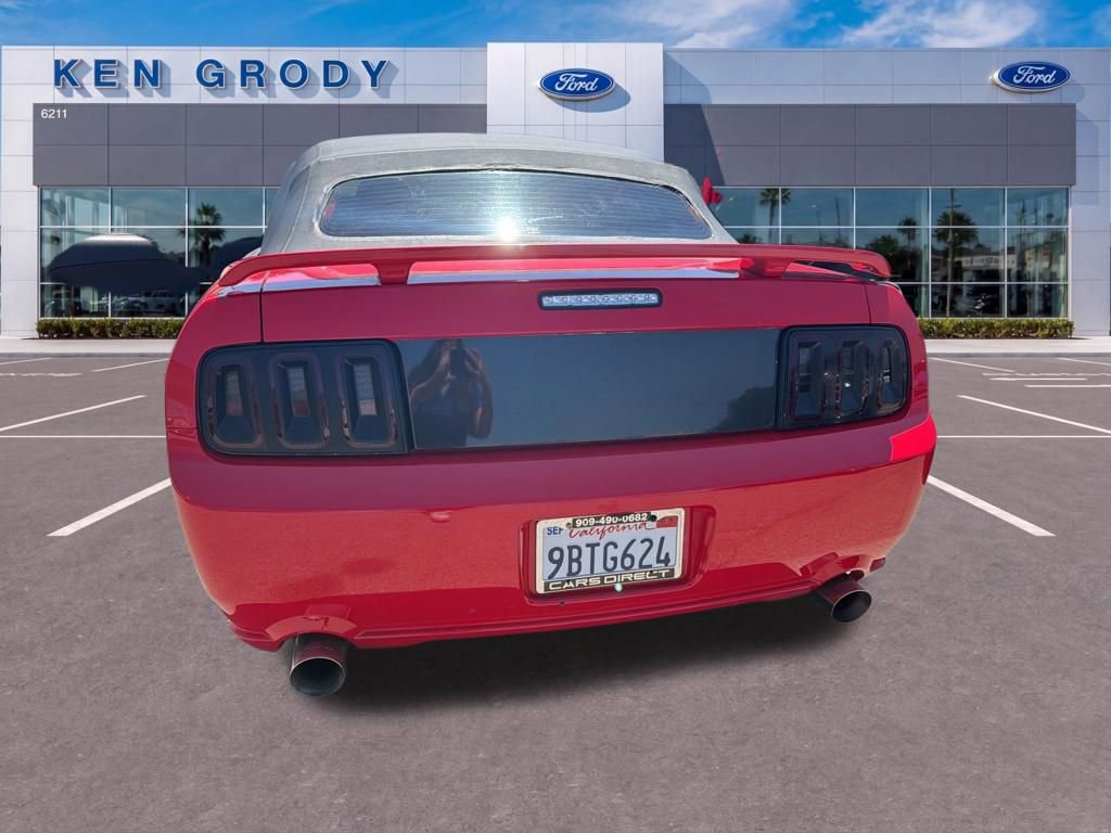 Used 2006 Ford Mustang GT RWD image 6