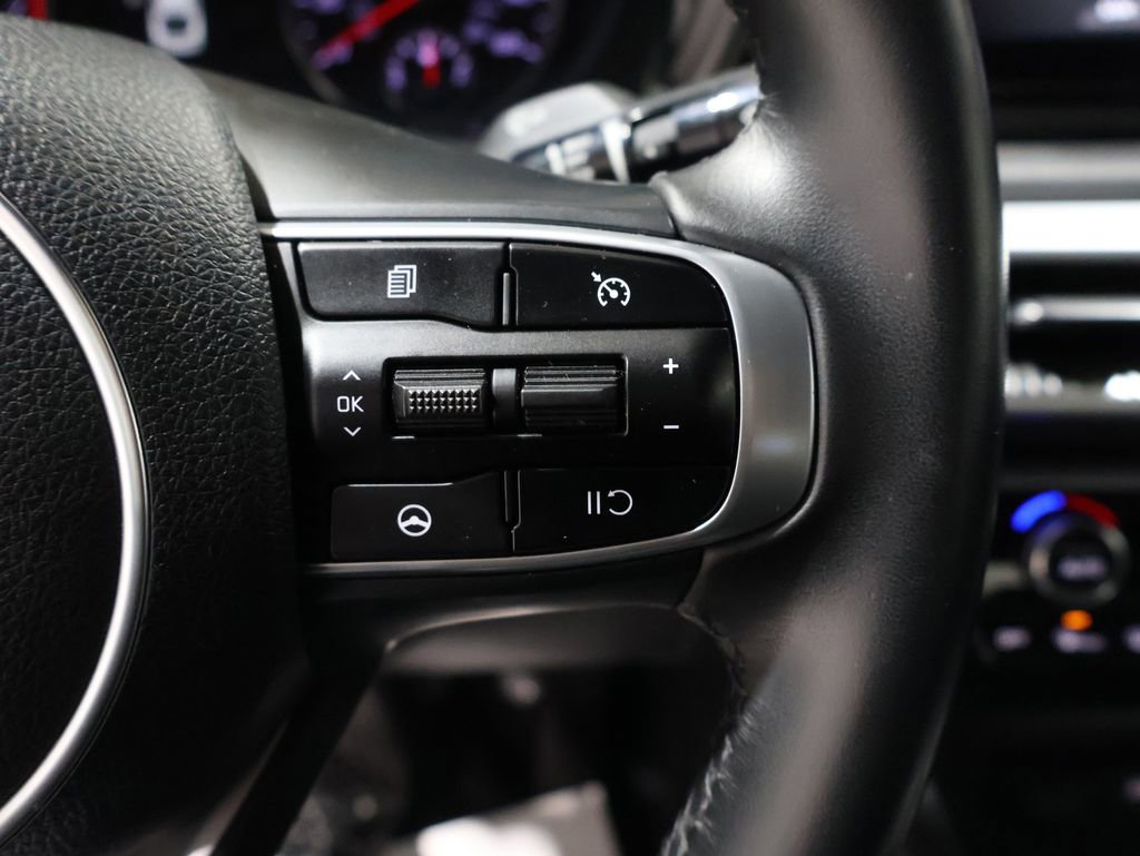 Used 2022 Kia K5 GT-Line image 36
