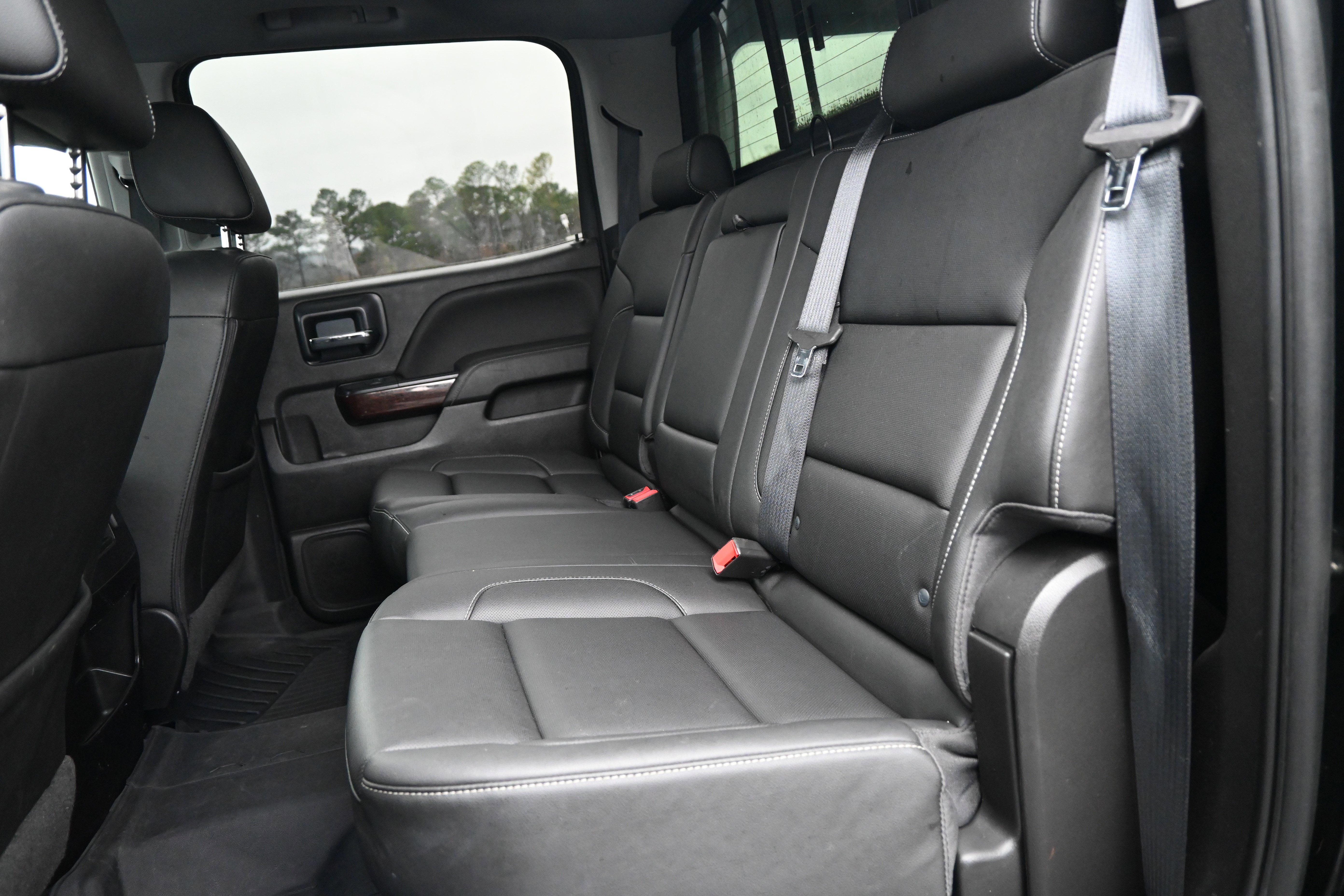 Used 2018 GMC Sierra 1500 SLT image 30