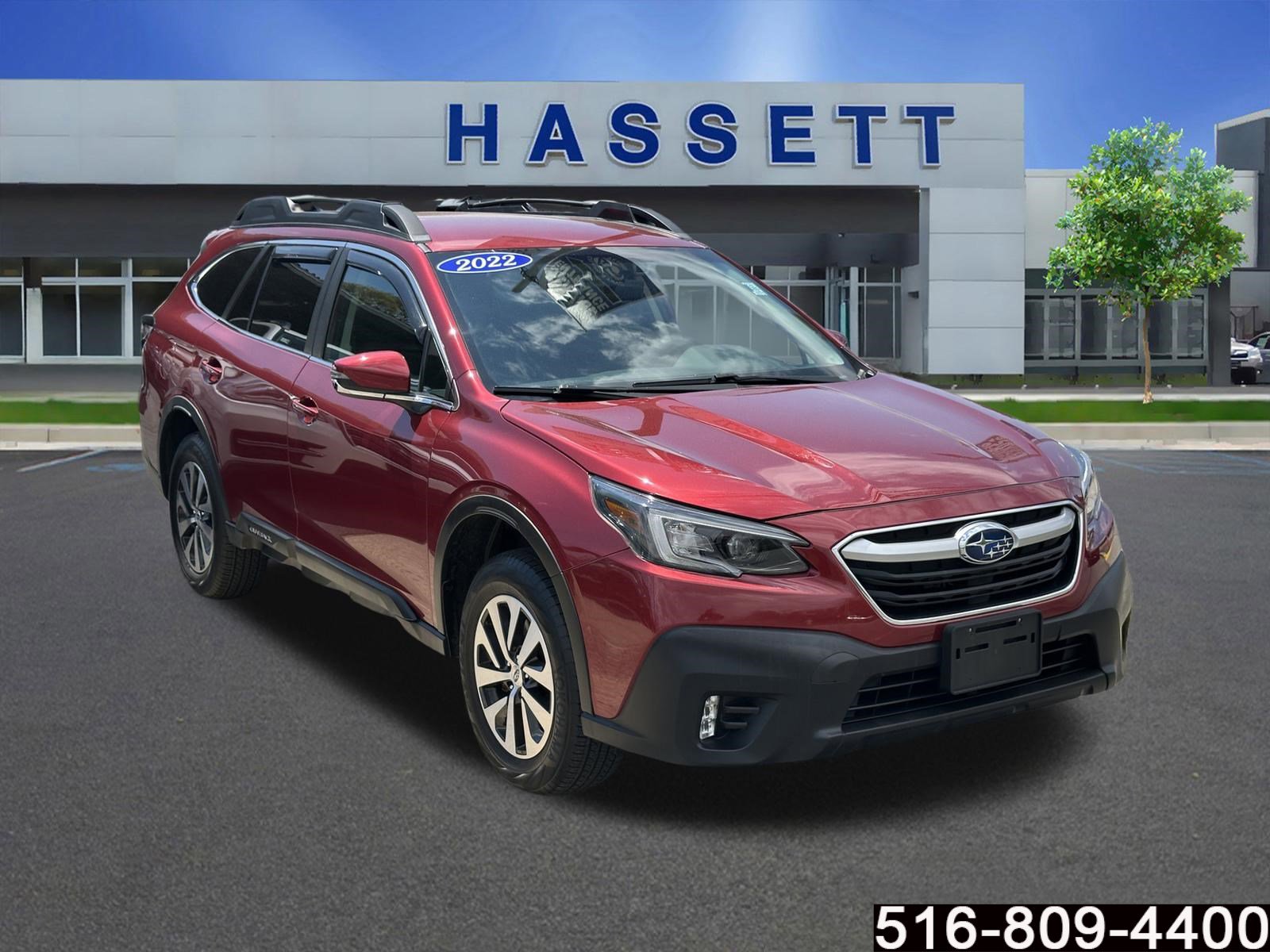 Used 2022 Subaru Outback Premium AWD/4WD image 1