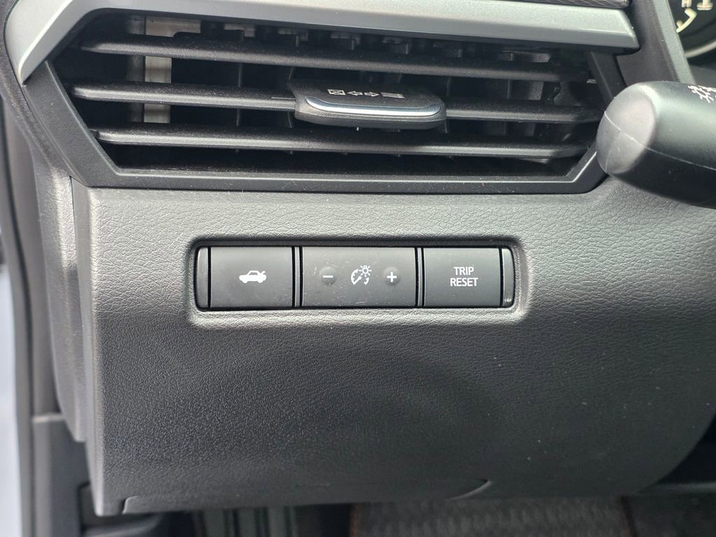 Used 2024 Nissan Altima 2.5 SR image 14