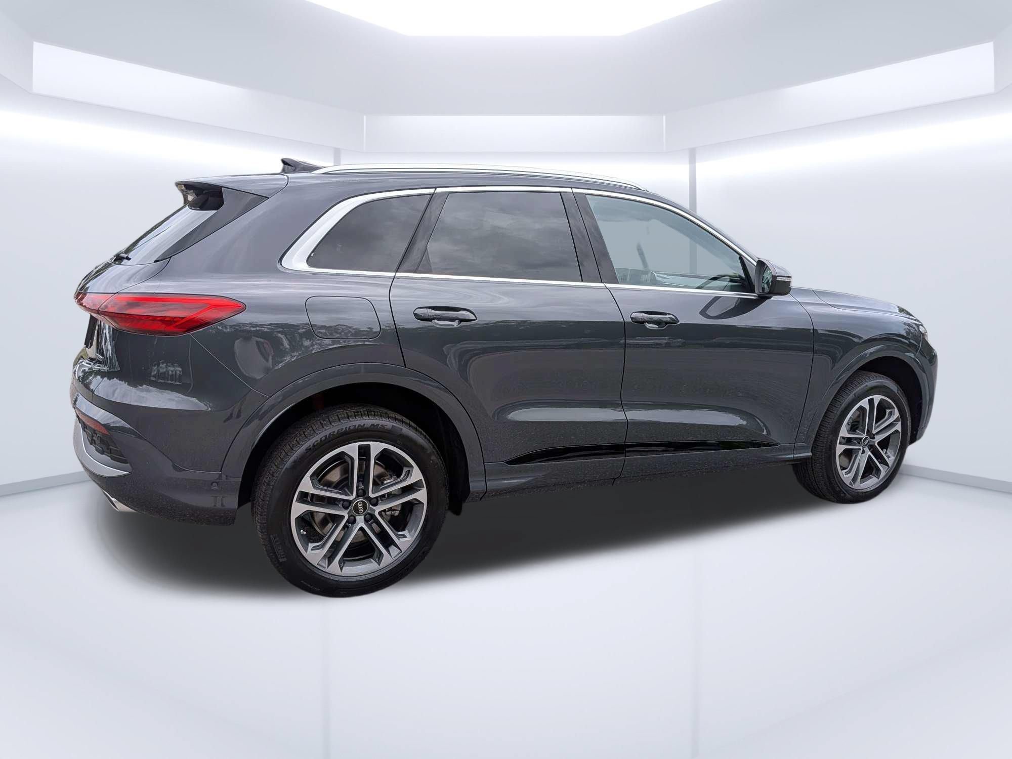 New 2026 Audi Q5 Premium AWD/4WD image 3