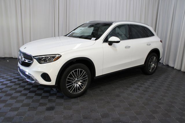 New 2026 Mercedes-Benz GLC 300 4MATIC image 3