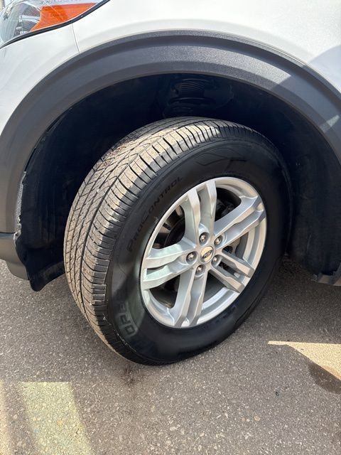 Used 2020 Ford Explorer XLT w/ Equipment Group 202A image 27