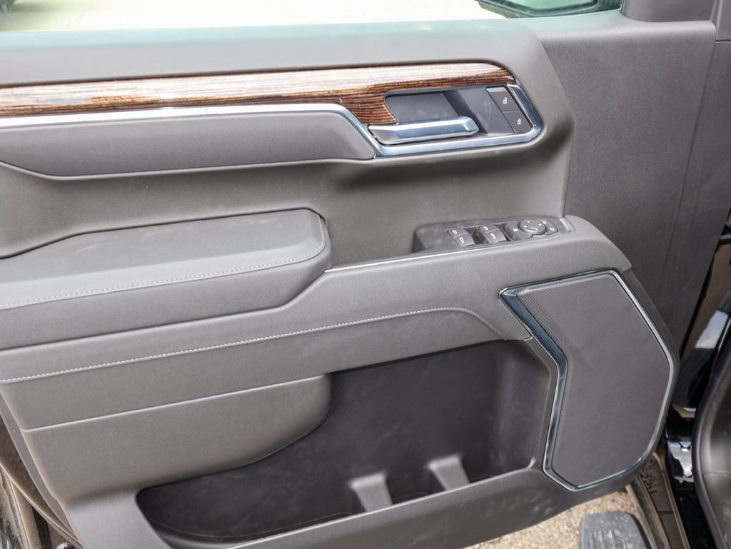 New 2026 GMC Sierra 1500 SLE AWD/4WD image 9