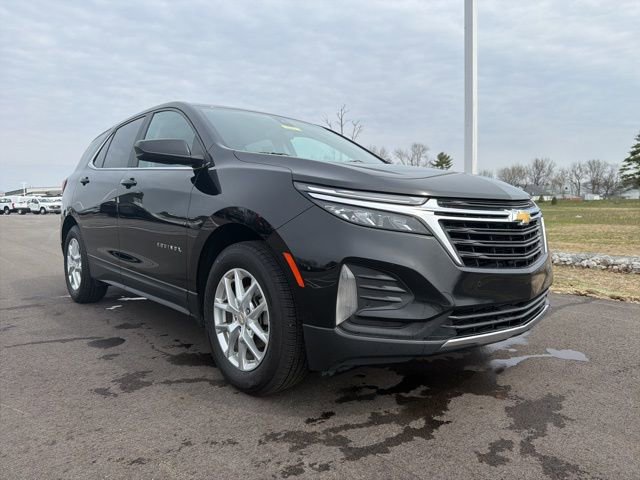 Used 2023 Chevrolet Equinox LT w/ LPO, Floor Liner Package image 1