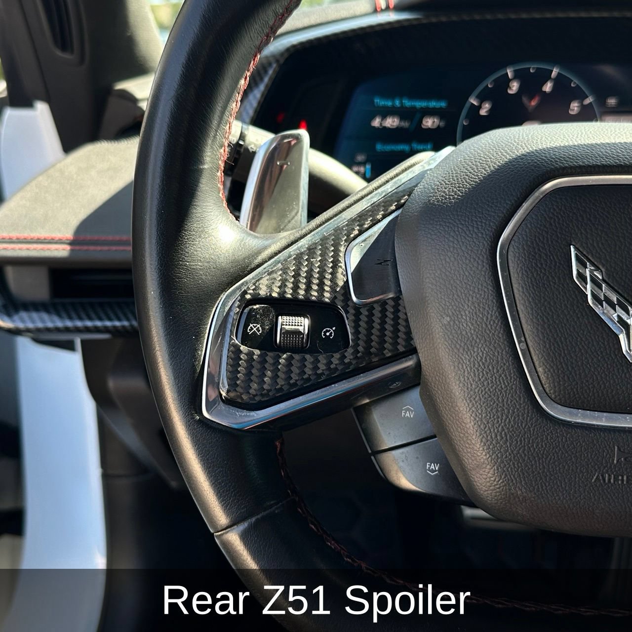 Used 2021 Chevrolet Corvette Stingray Convertible w/ Z51 Performance Package RWD image 13