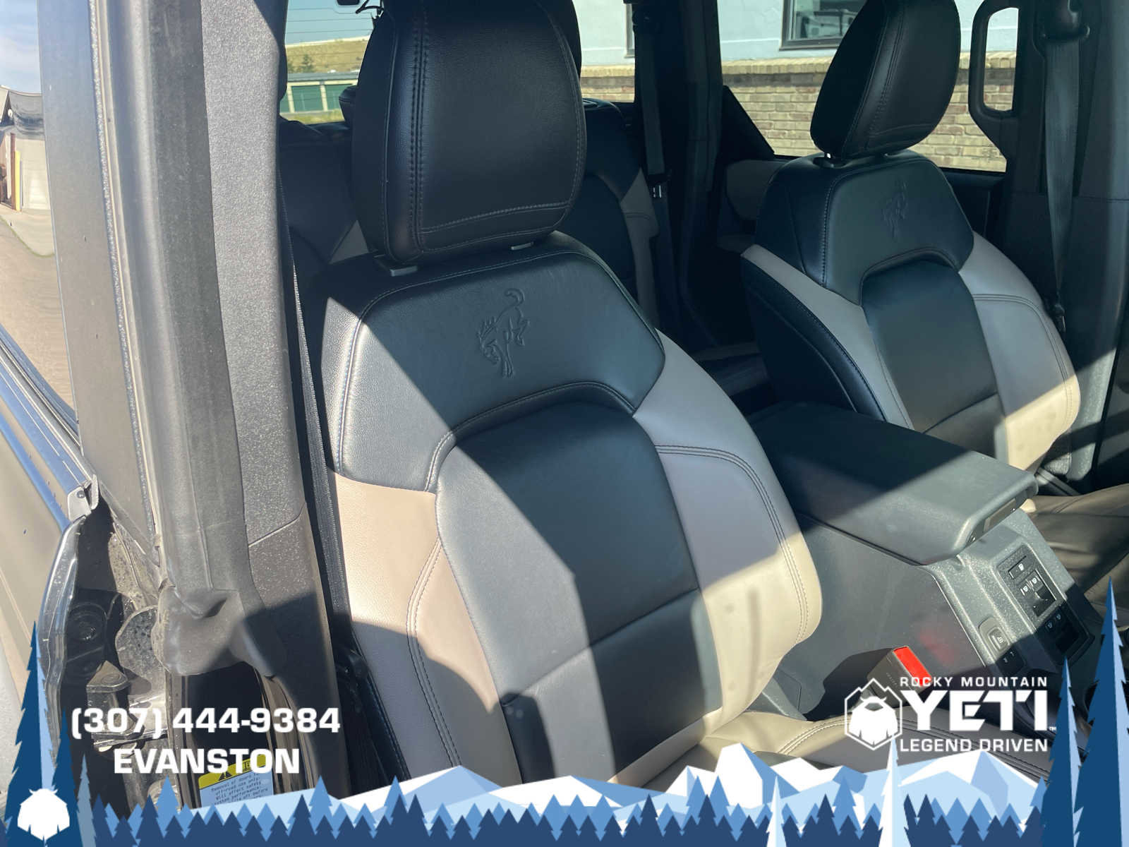 Used 2023 Ford Bronco Wildtrak image 30