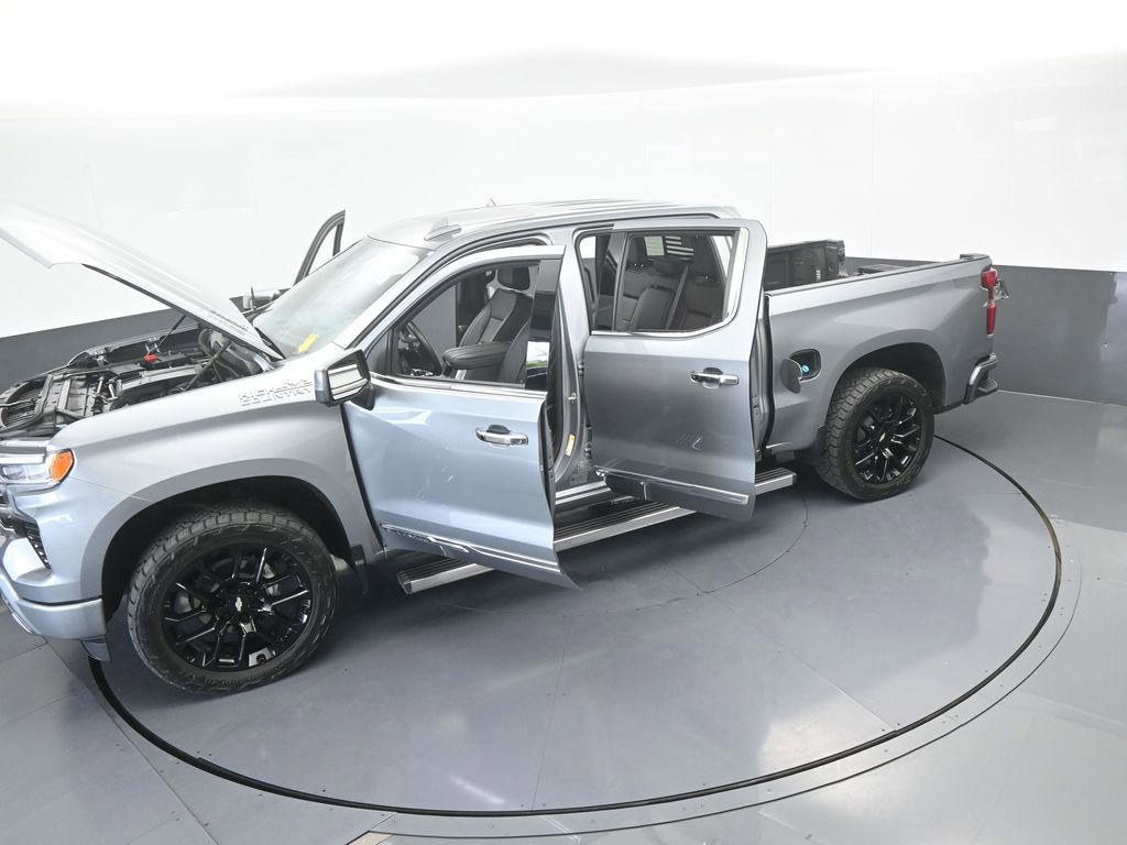 Used 2024 Chevrolet Silverado 1500 High Country w/ Technology Package image 85