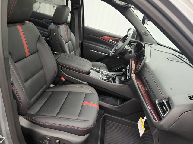 New 2026 Chevrolet Traverse RS w/ LPO, Floor Liner Package FWD image 39