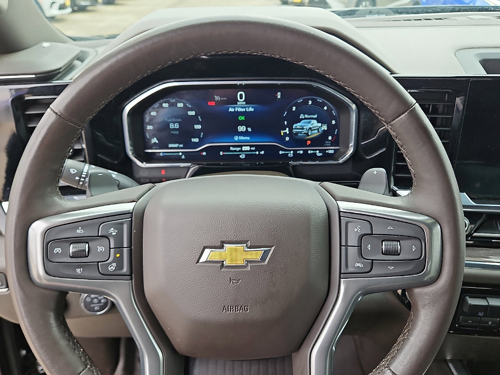 Used 2023 Chevrolet Silverado 1500 LTZ w/ Z71 Off-Road Package image 15