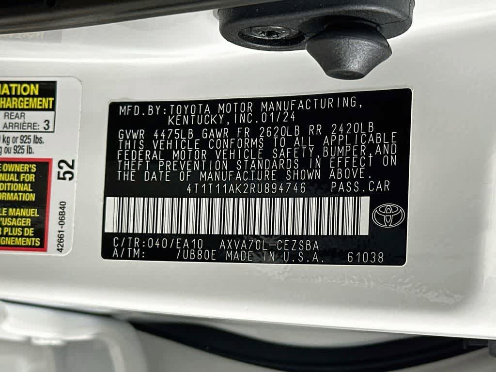 Used 2024 Toyota Camry SE w/ Convenience Package FWD image 21