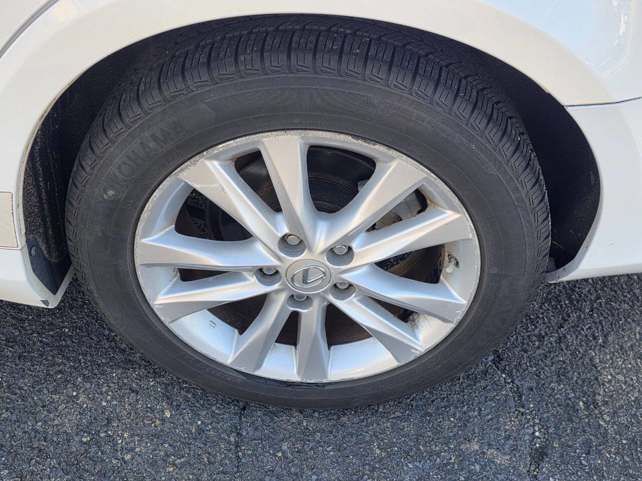 Used 2011 Lexus ES 350 image 25