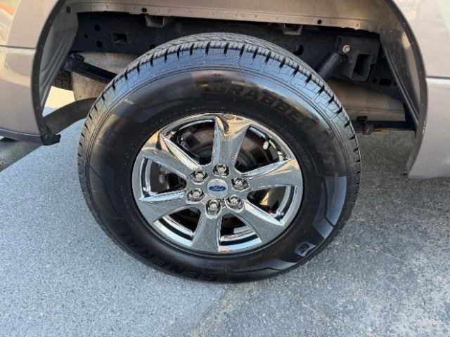 Used 2020 Ford F150 XLT w/ Equipment Group 302A Luxury AWD/4WD image 12