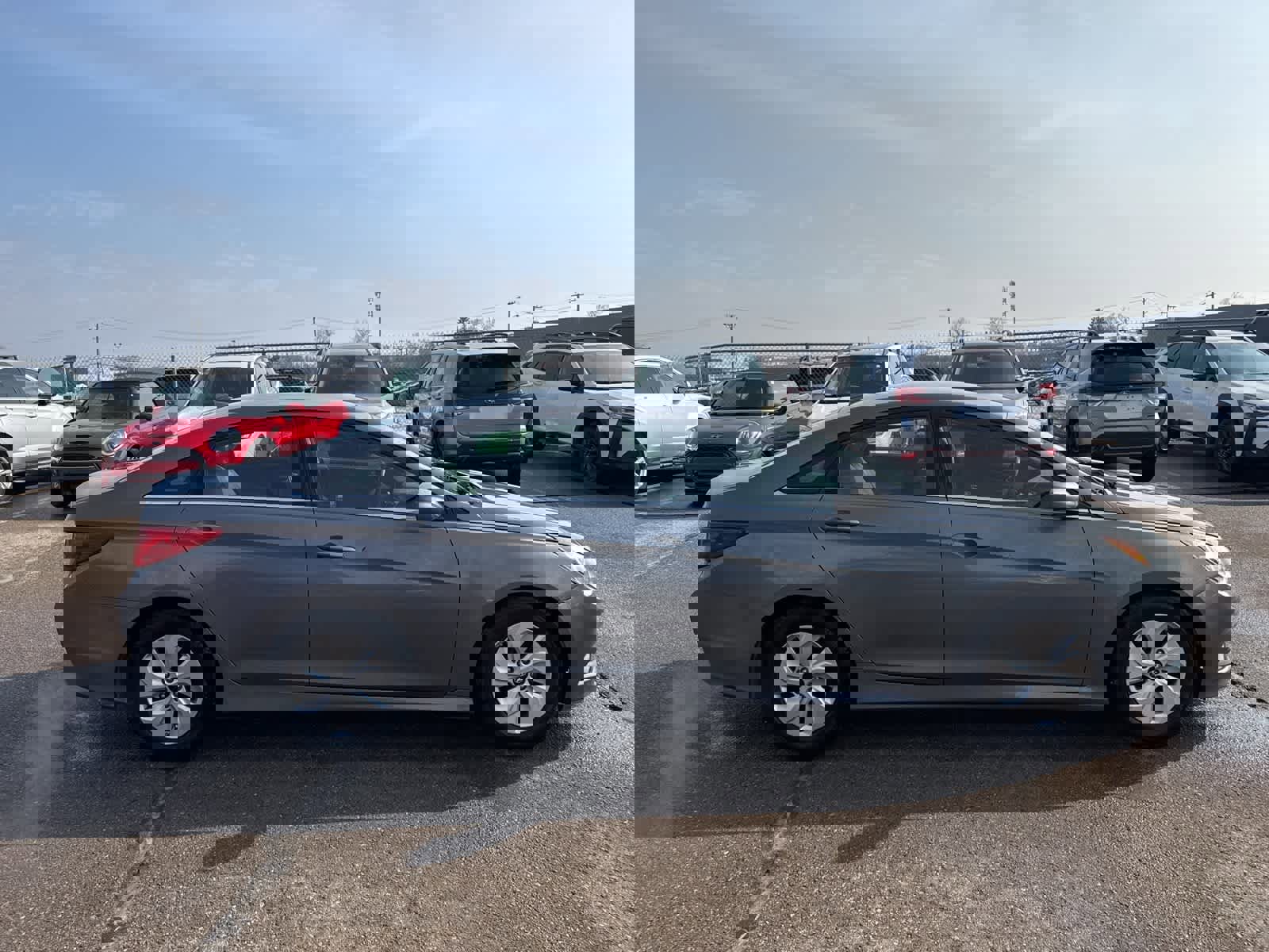 Used 2014 Hyundai Sonata GLS image 9