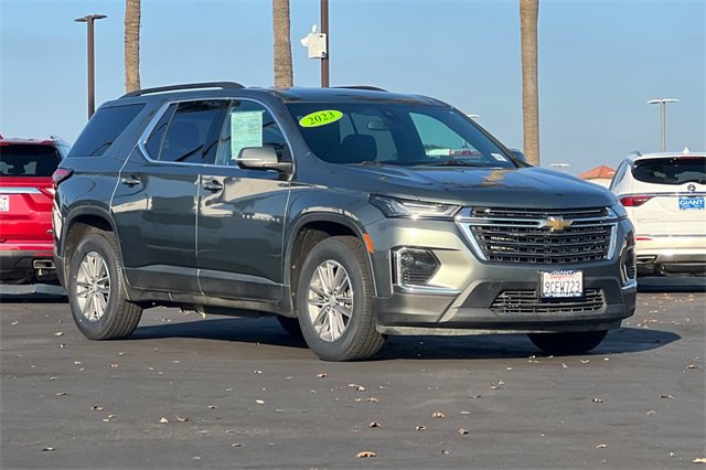Used 2023 Chevrolet Traverse LT video 2