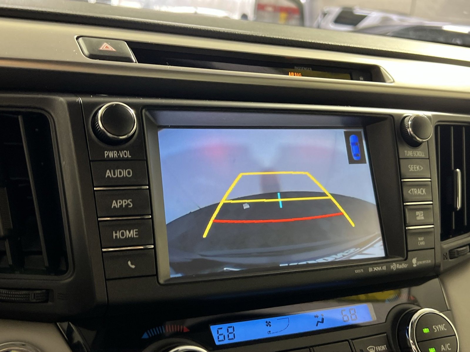 Used 2016 Toyota RAV4 Limited image 16