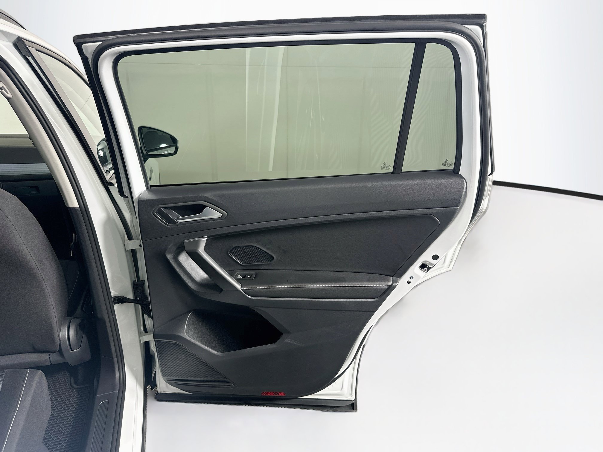 Used 2023 Volkswagen Tiguan S FWD image 28