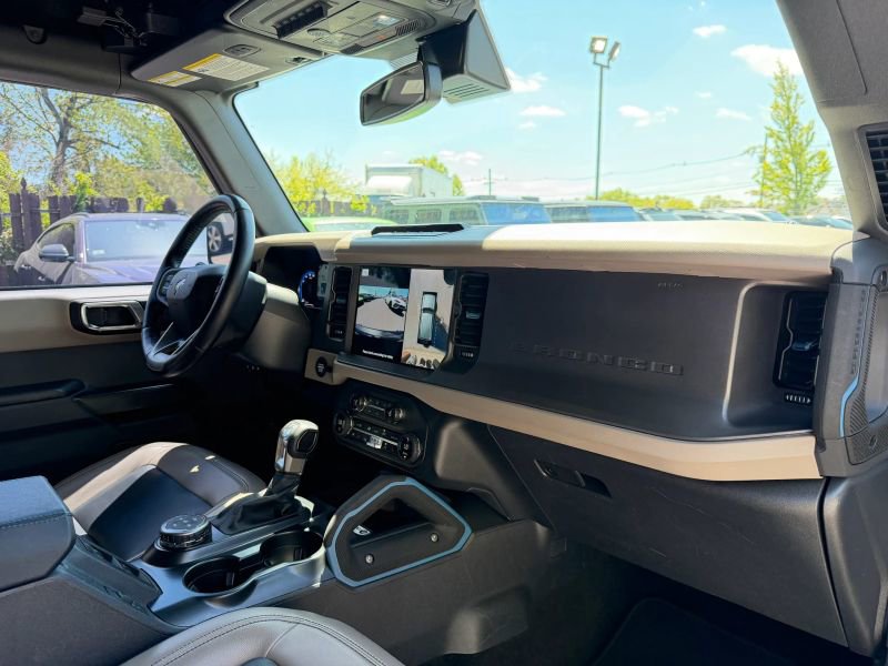 Used 2024 Ford Bronco Wildtrak AWD/4WD image 31