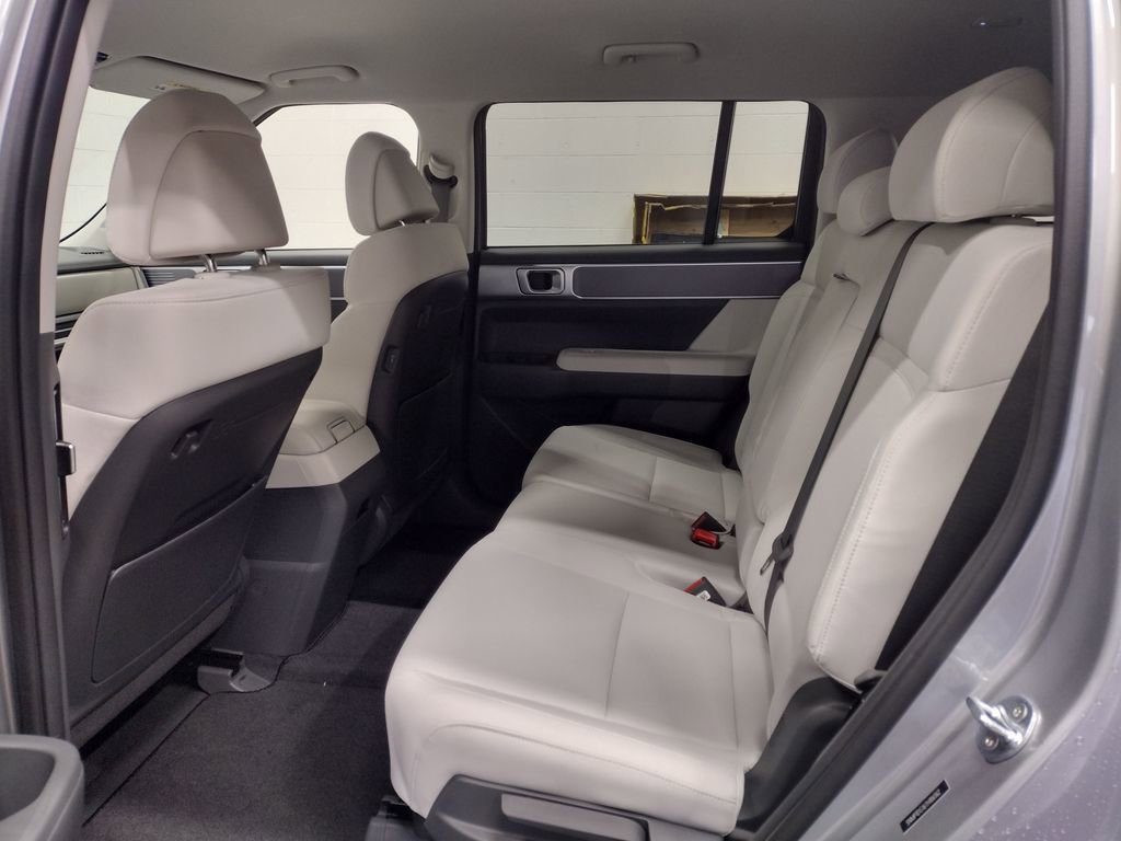 New 2026 Hyundai Santa Fe SE image 24