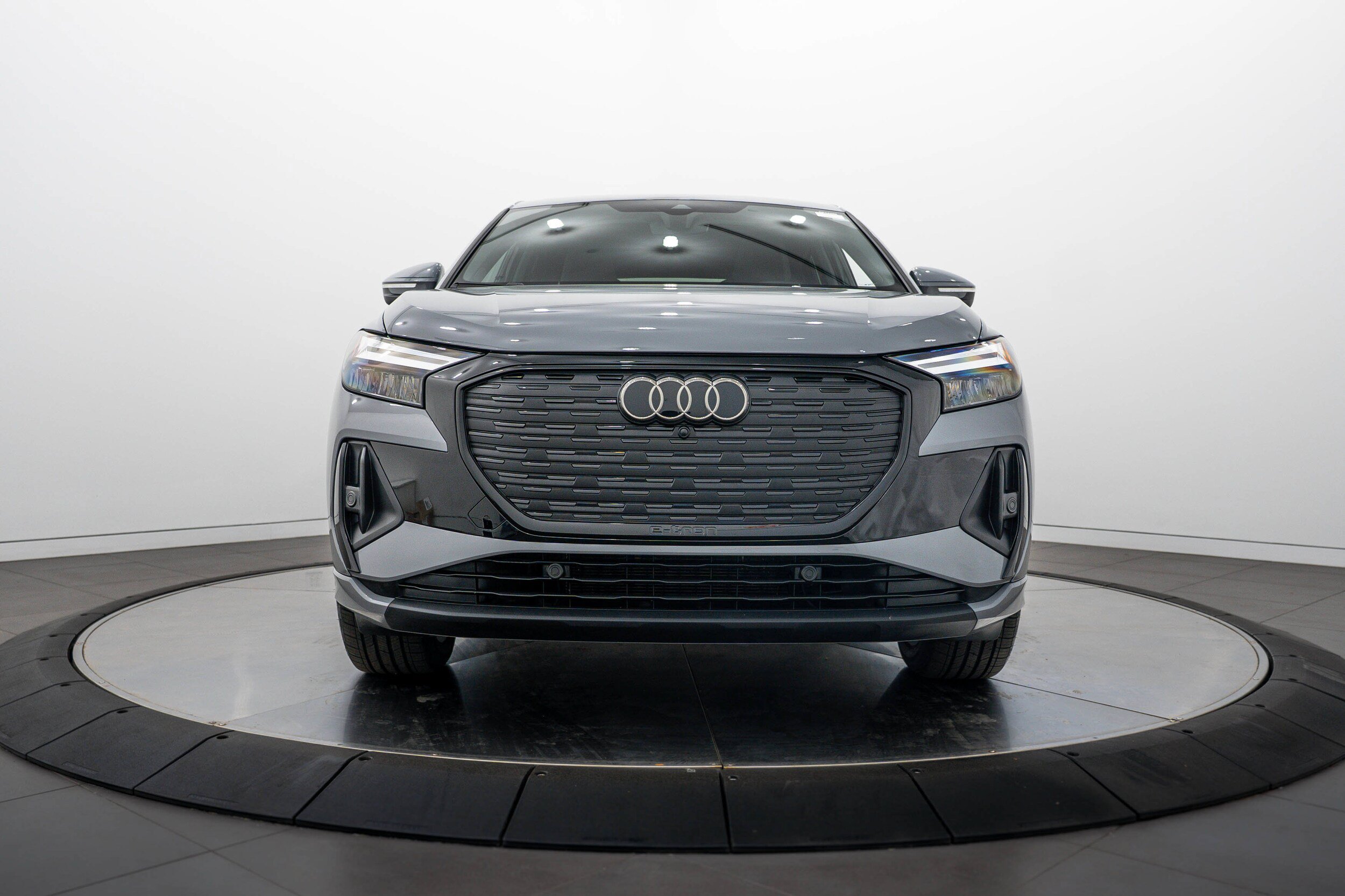 Certified 2023 Audi Q4 e-tron Premium w/ Convenience Package AWD/4WD image 21