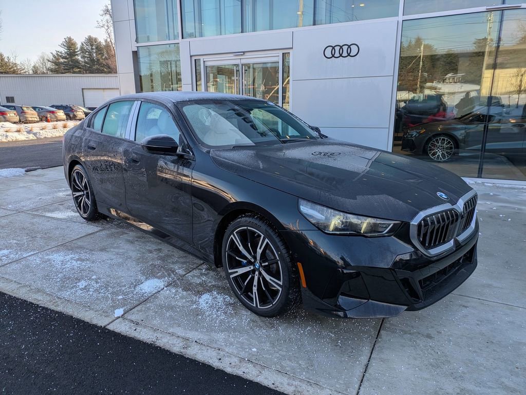 New 2026 BMW 530i xDrive w/ M Sport Package image 1