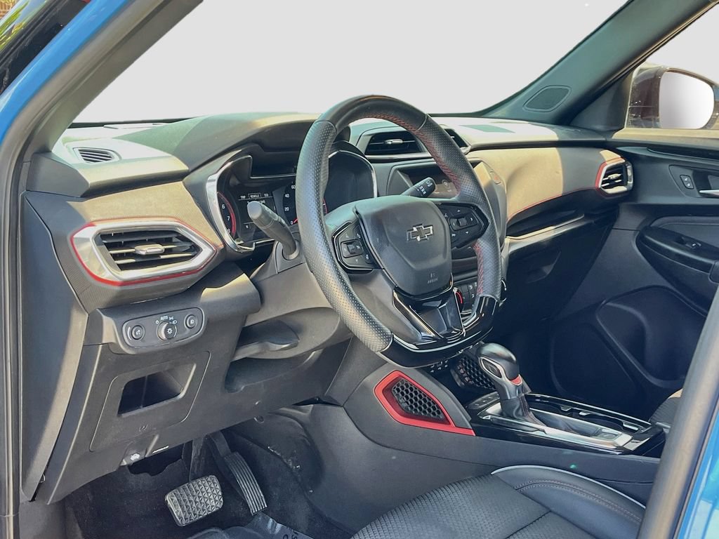 Used 2023 Chevrolet TrailBlazer RS FWD image 9