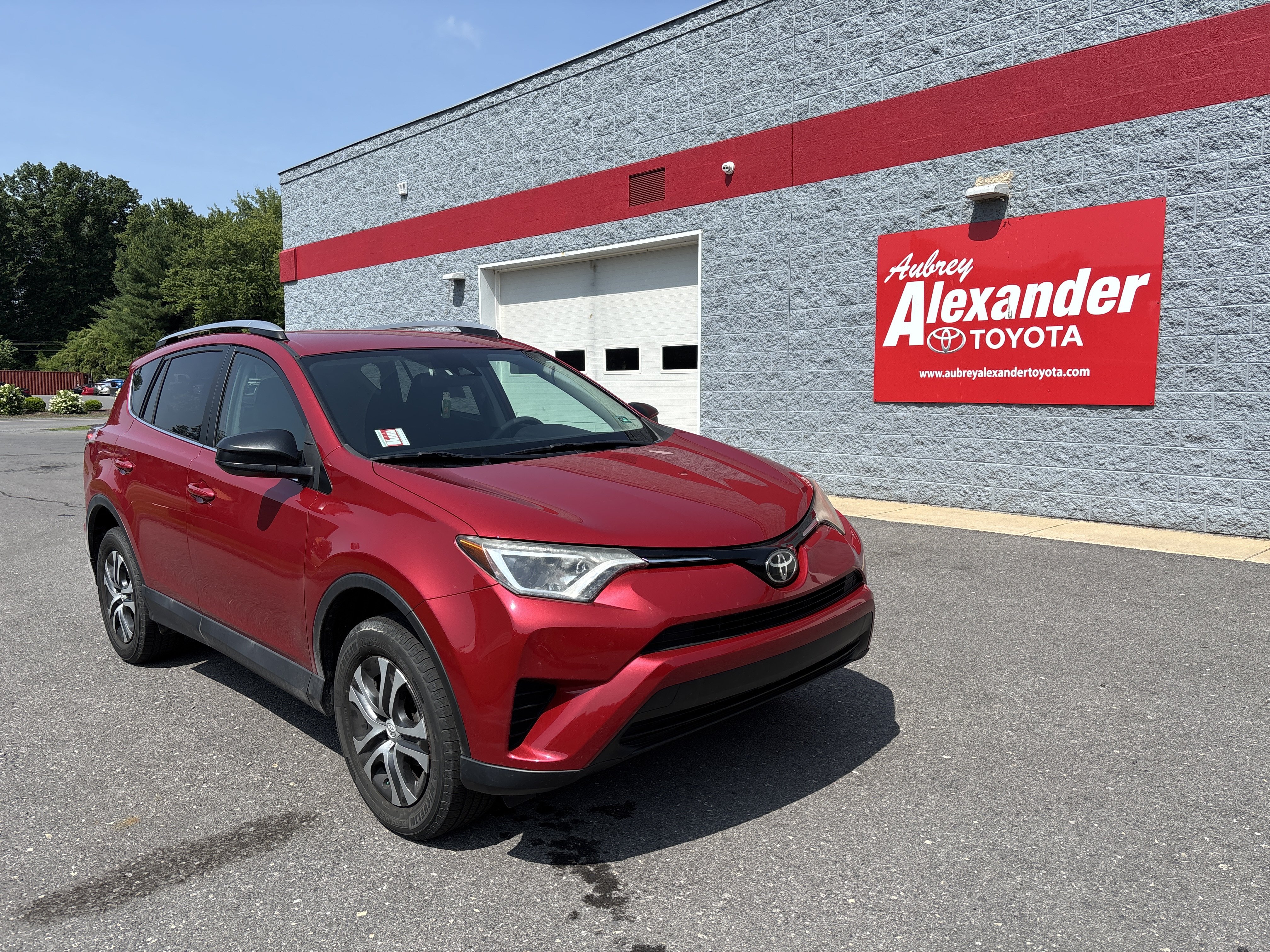 Used 2017 Toyota RAV4 LE
