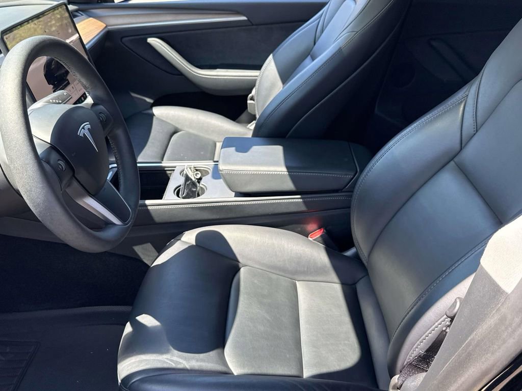 Used 2023 Tesla Model Y Long Range AWD/4WD image 13