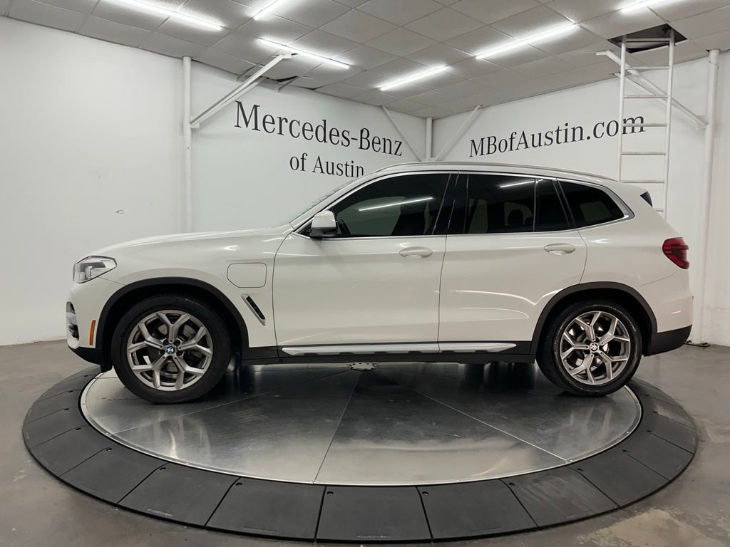 Used 2021 BMW X3 xDrive30e w/ Convenience Package AWD/4WD image 4