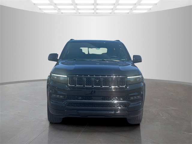 Used 2023 Jeep Grand Wagoneer Series III image 2