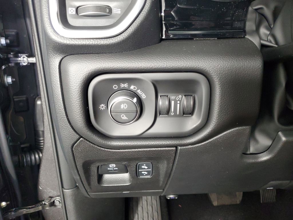 New 2026 RAM 1500 Laramie image 31