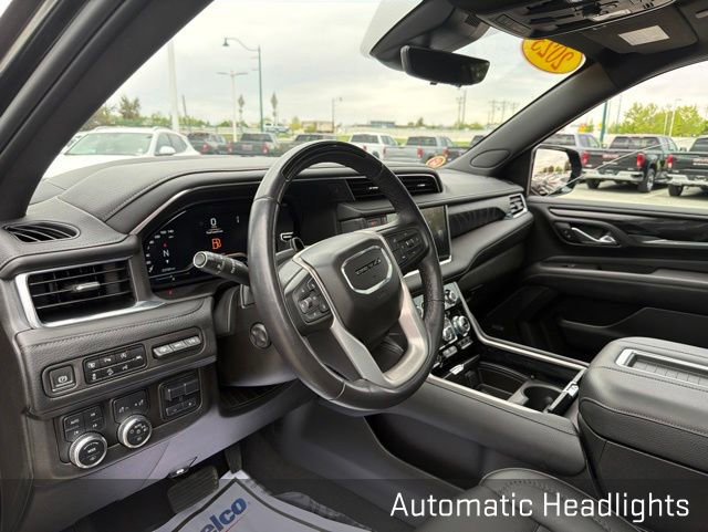 Used 2023 GMC Yukon XL Denali w/ Denali Reserve Package AWD/4WD image 17
