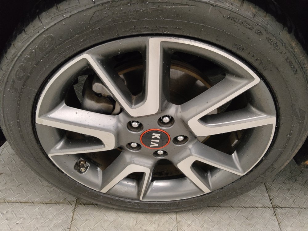 Used 2020 Kia Soul GT-Line Turbo FWD image 31