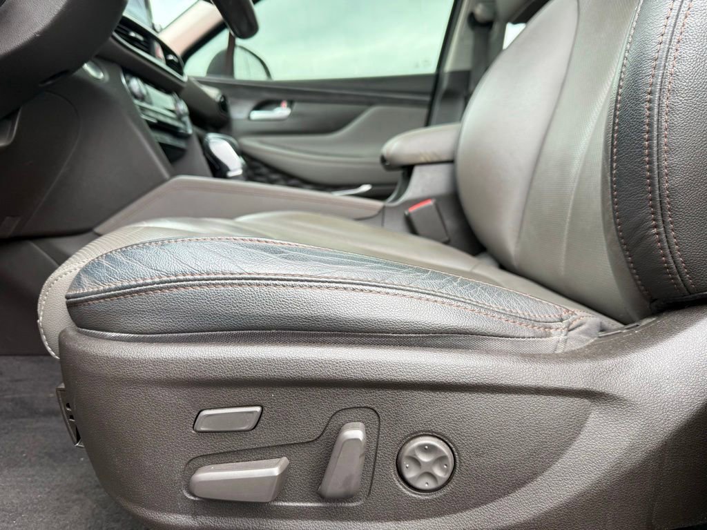 Used 2020 Hyundai Santa Fe Limited AWD/4WD image 9