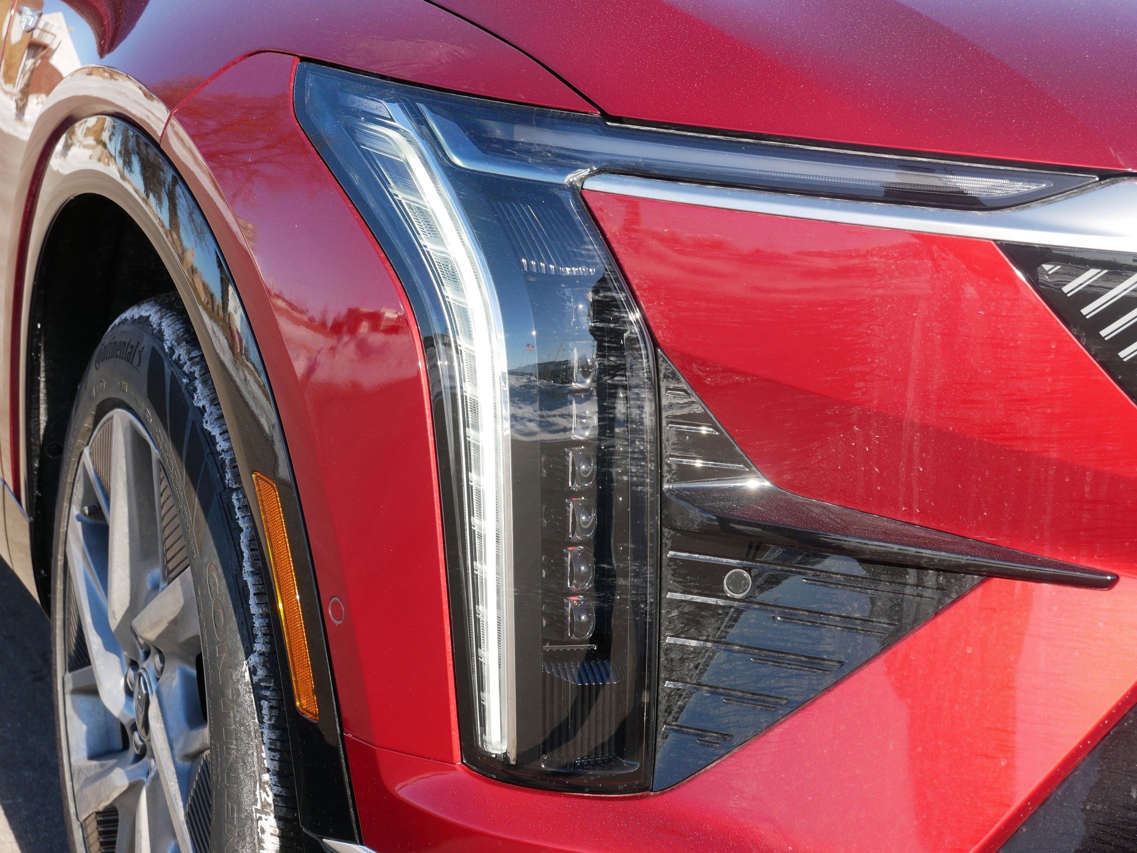 New 2026 Cadillac Optiq Luxury 1 image 14