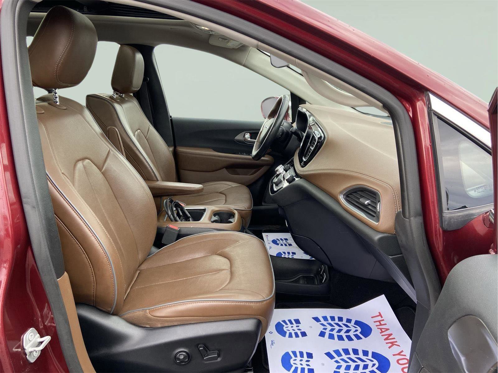 Used 2019 Chrysler Pacifica Limited w/ Advanced Safetytec Group image 63