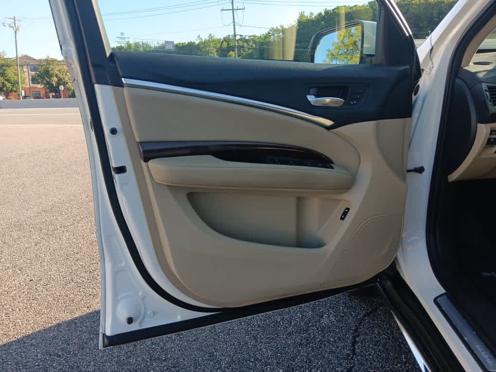Used 2017 Acura MDX SH-AWD image 33
