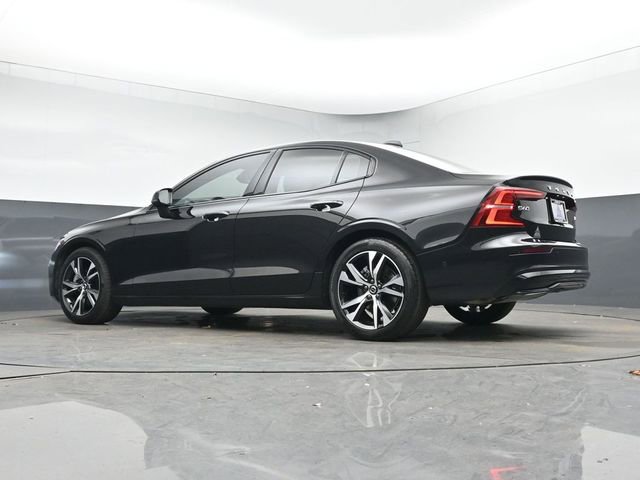 Used 2025 Volvo S60 B5 Plus AWD/4WD image 40