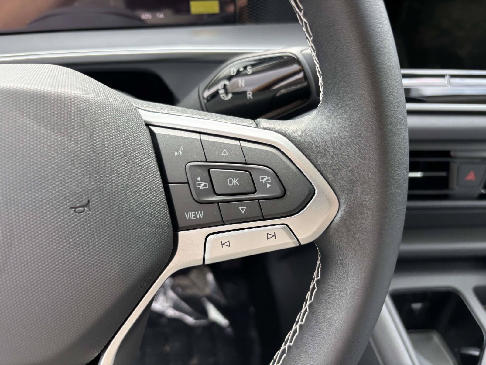 New 2026 Volkswagen Tiguan SE AWD/4WD image 19