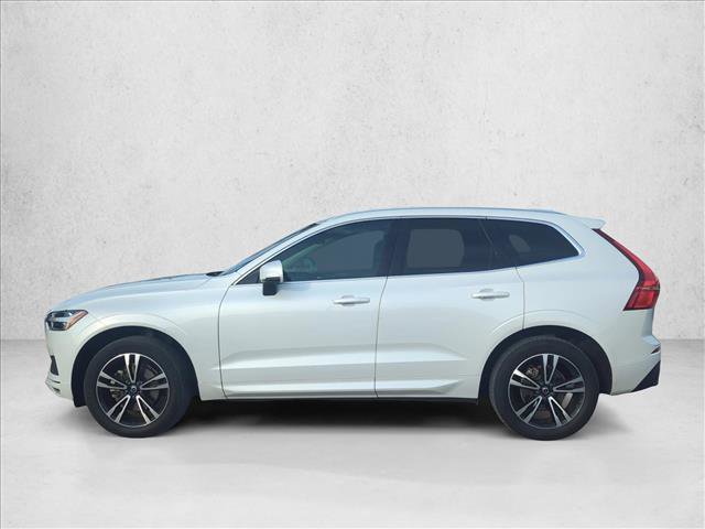 Used 2021 Volvo XC60 T5 Momentum w/ Premium Package FWD image 5