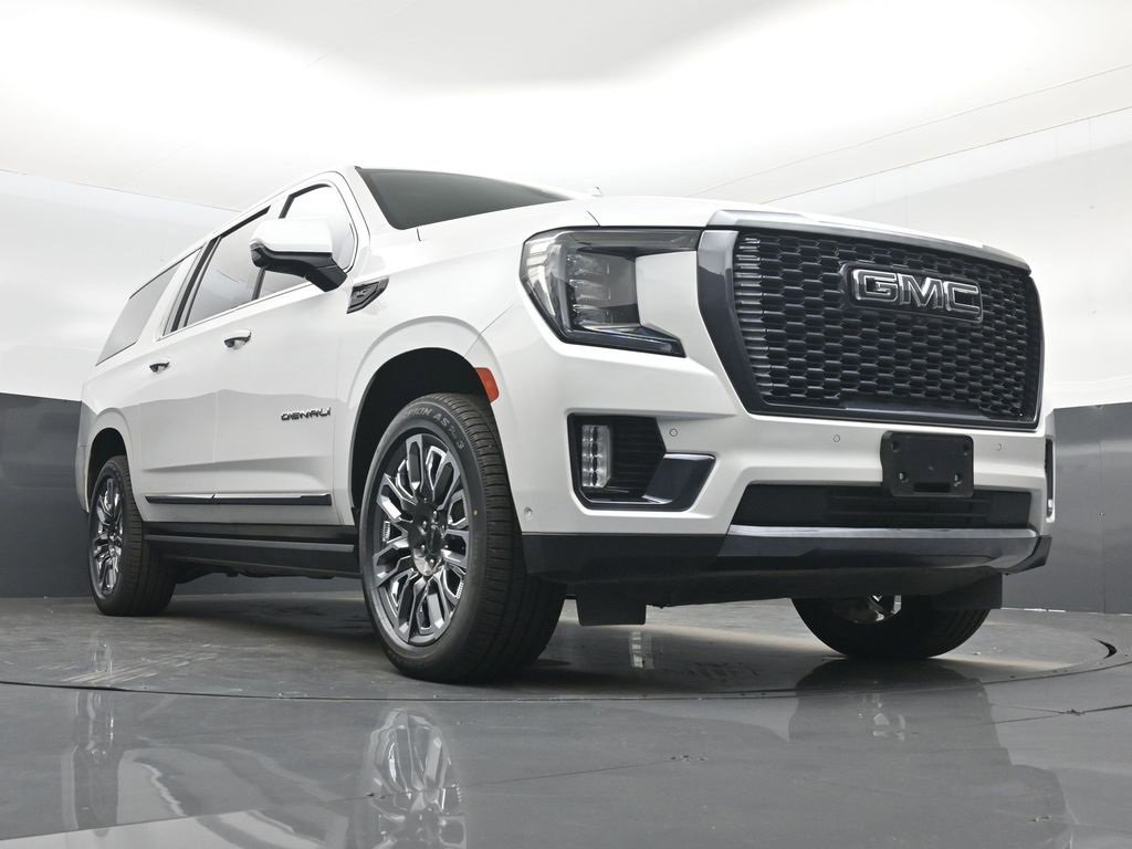 Used 2023 GMC Yukon XL Denali Ultimate image 55