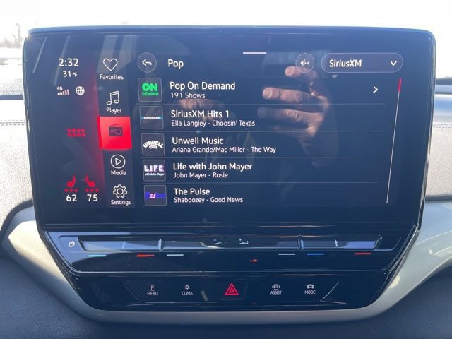 Used 2023 Volkswagen ID.4 Pro S Plus image 17