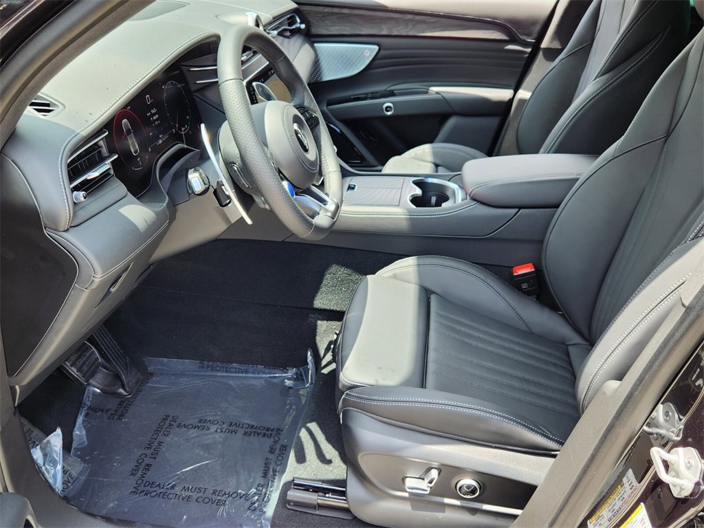 New 2025 Maserati Grecale GT image 6