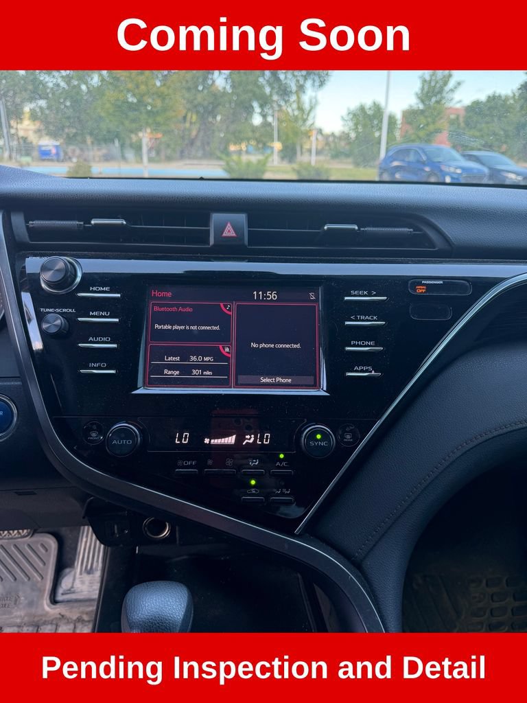 Used 2018 Toyota Camry LE FWD image 13