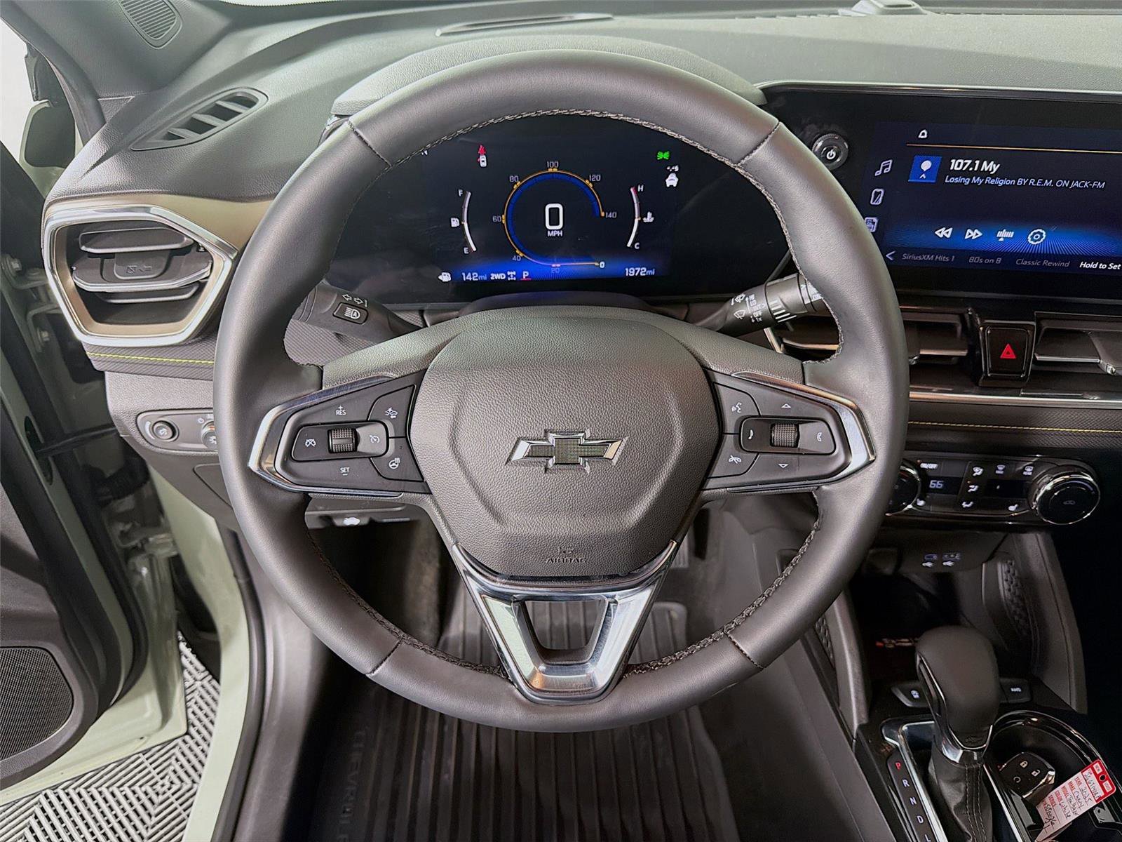 Used 2025 Chevrolet TrailBlazer ACTIV w/ Convenience Package image 12