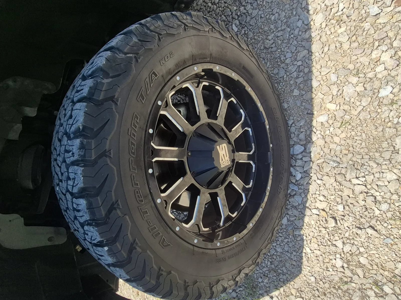 Used 2015 Ford F150 Lariat AWD/4WD image 13