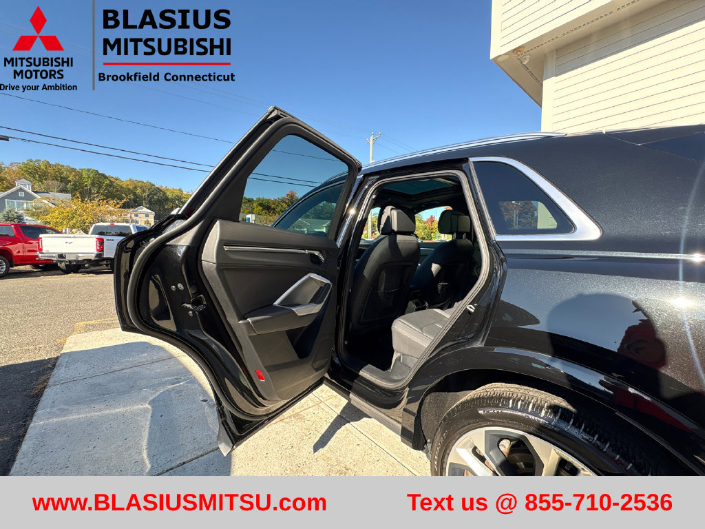 Used 2021 Audi Q3 2.0T Premium Plus w/ Premium Plus Package AWD/4WD image 38