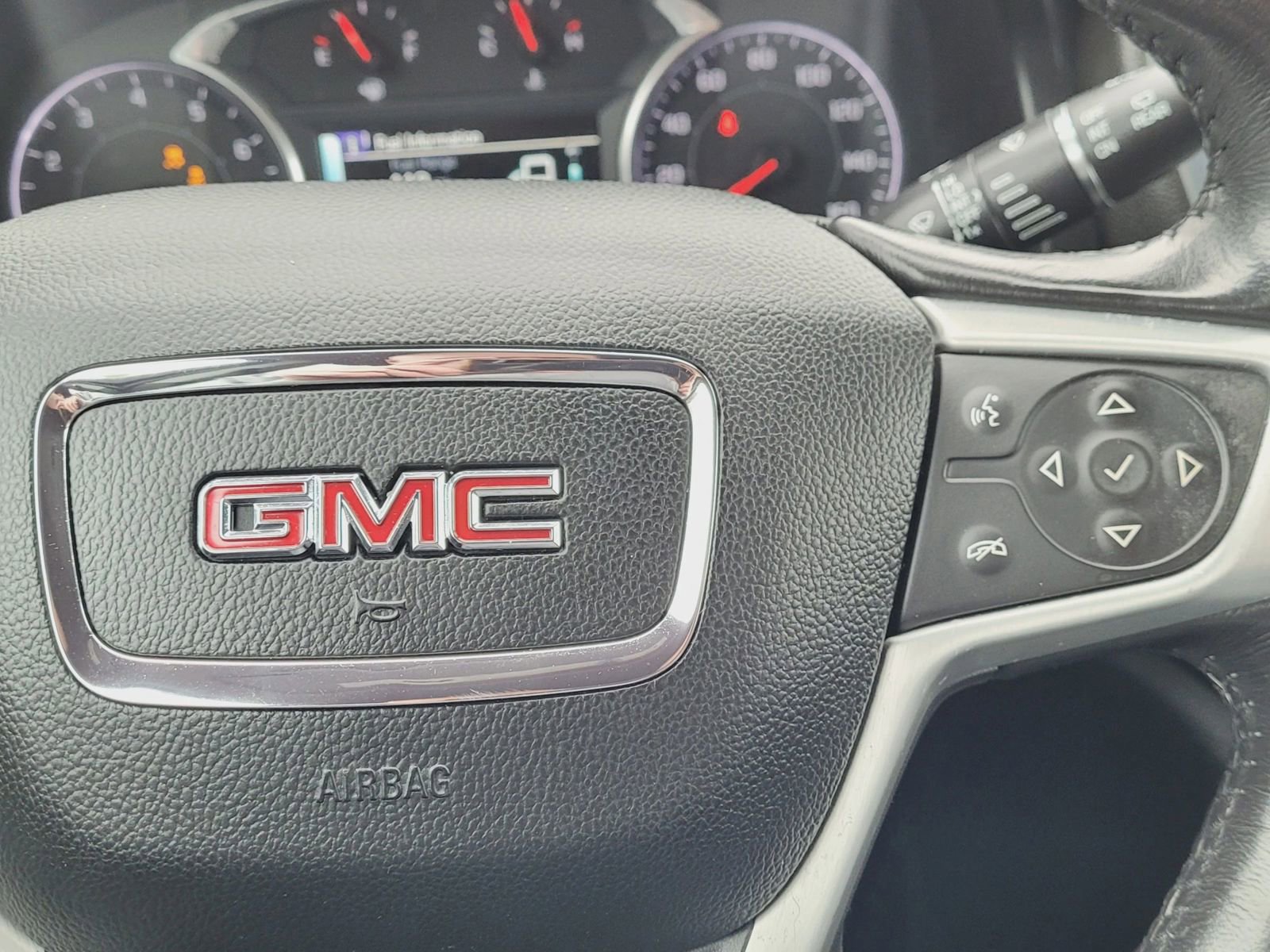 Used 2019 GMC Acadia SLT w/ LPO, Floor Liner Package image 21