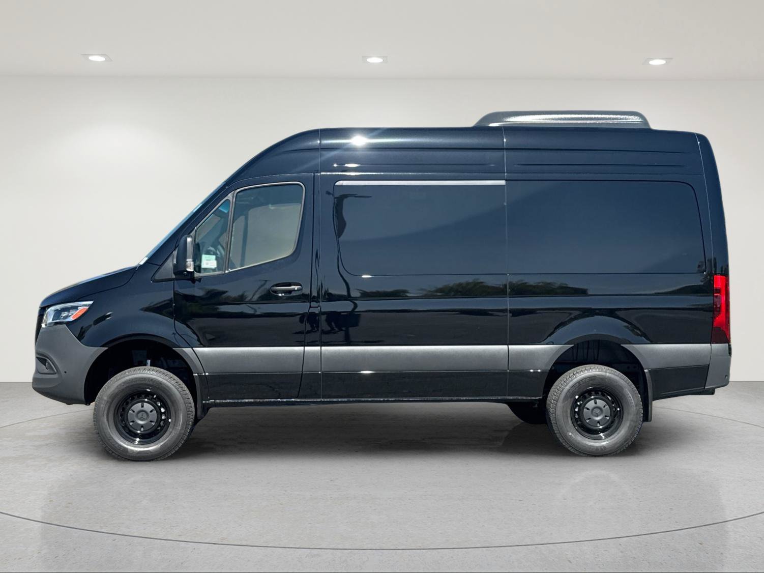 New 2026 Mercedes-Benz Sprinter 2500 image 2